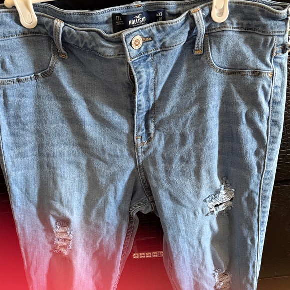 Hollister Women's Light Blue Ripped Jeggings - Picture 3 of 8